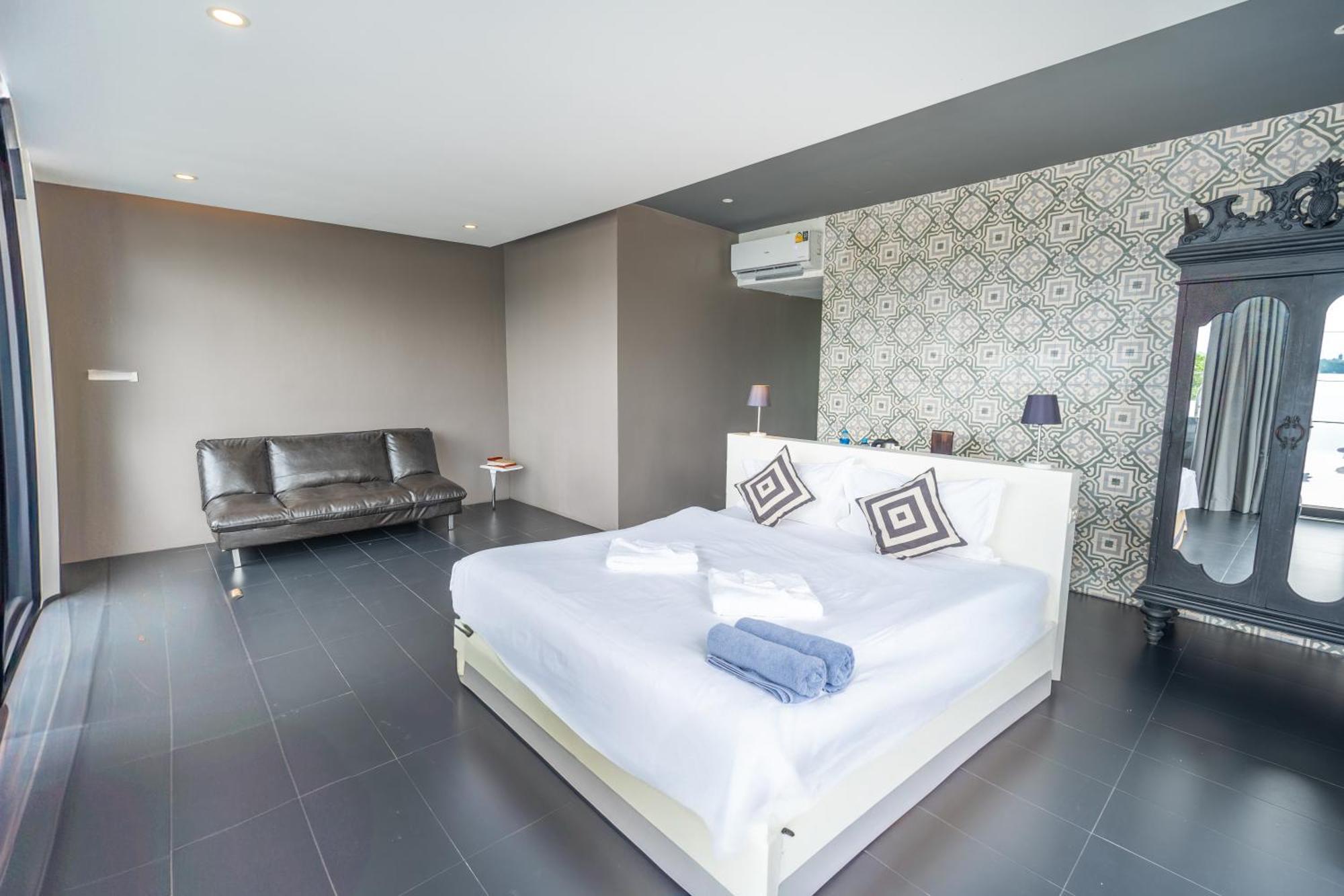 See Sea Villa Hotel Patong Exterior photo