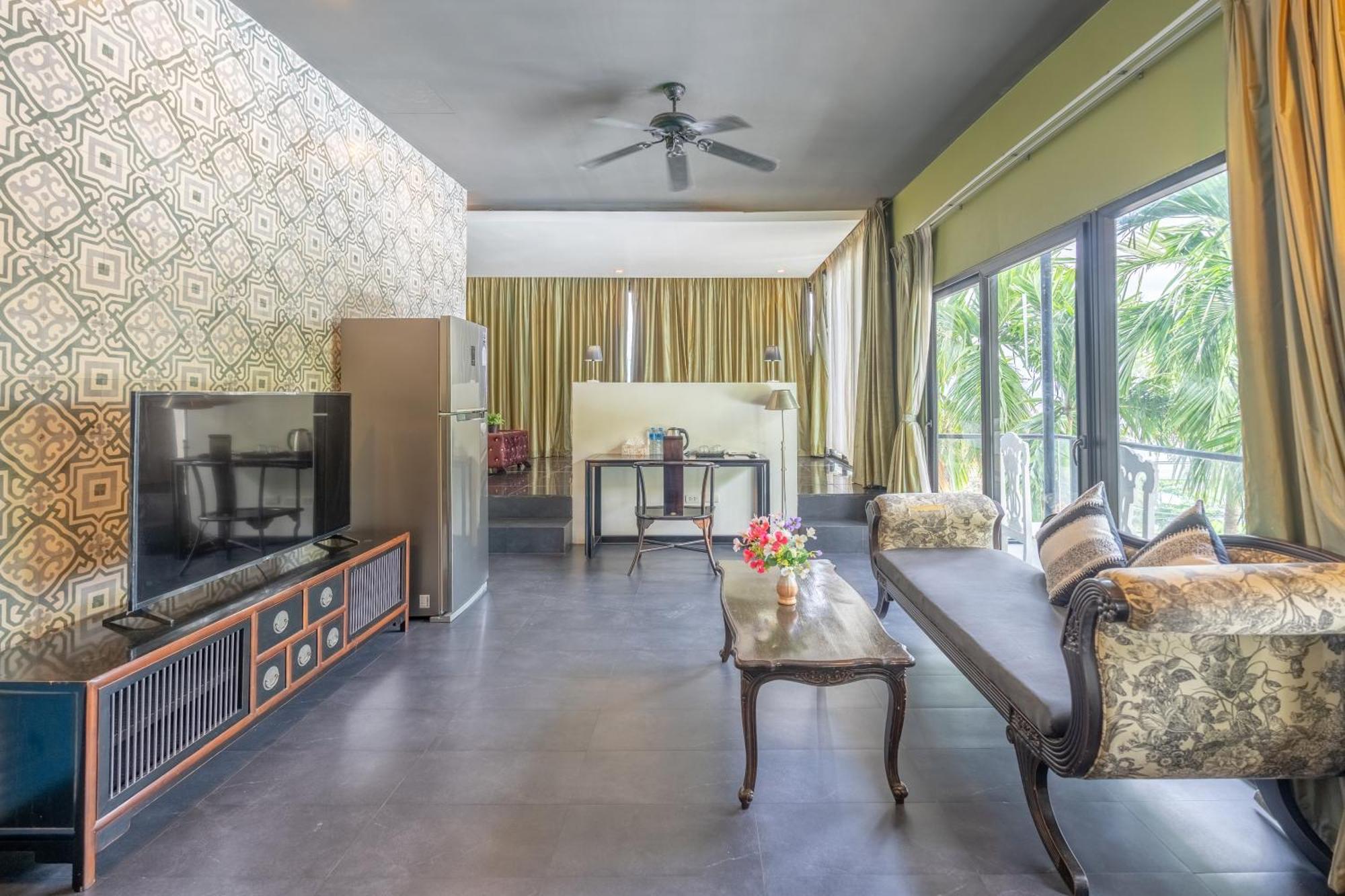 See Sea Villa Hotel Patong Exterior photo