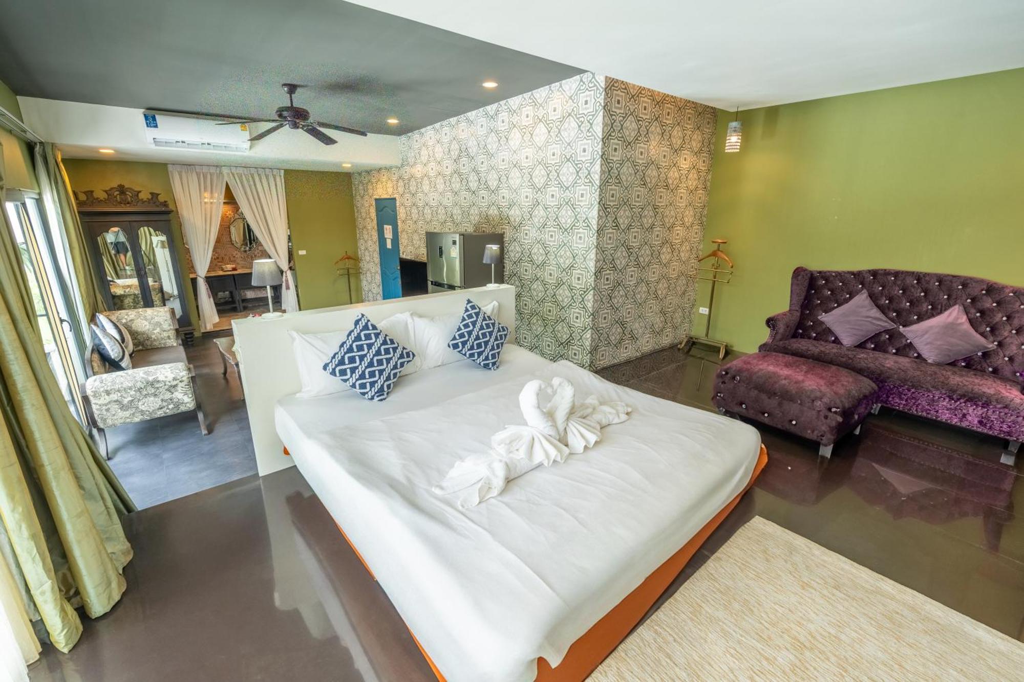 See Sea Villa Hotel Patong Exterior photo
