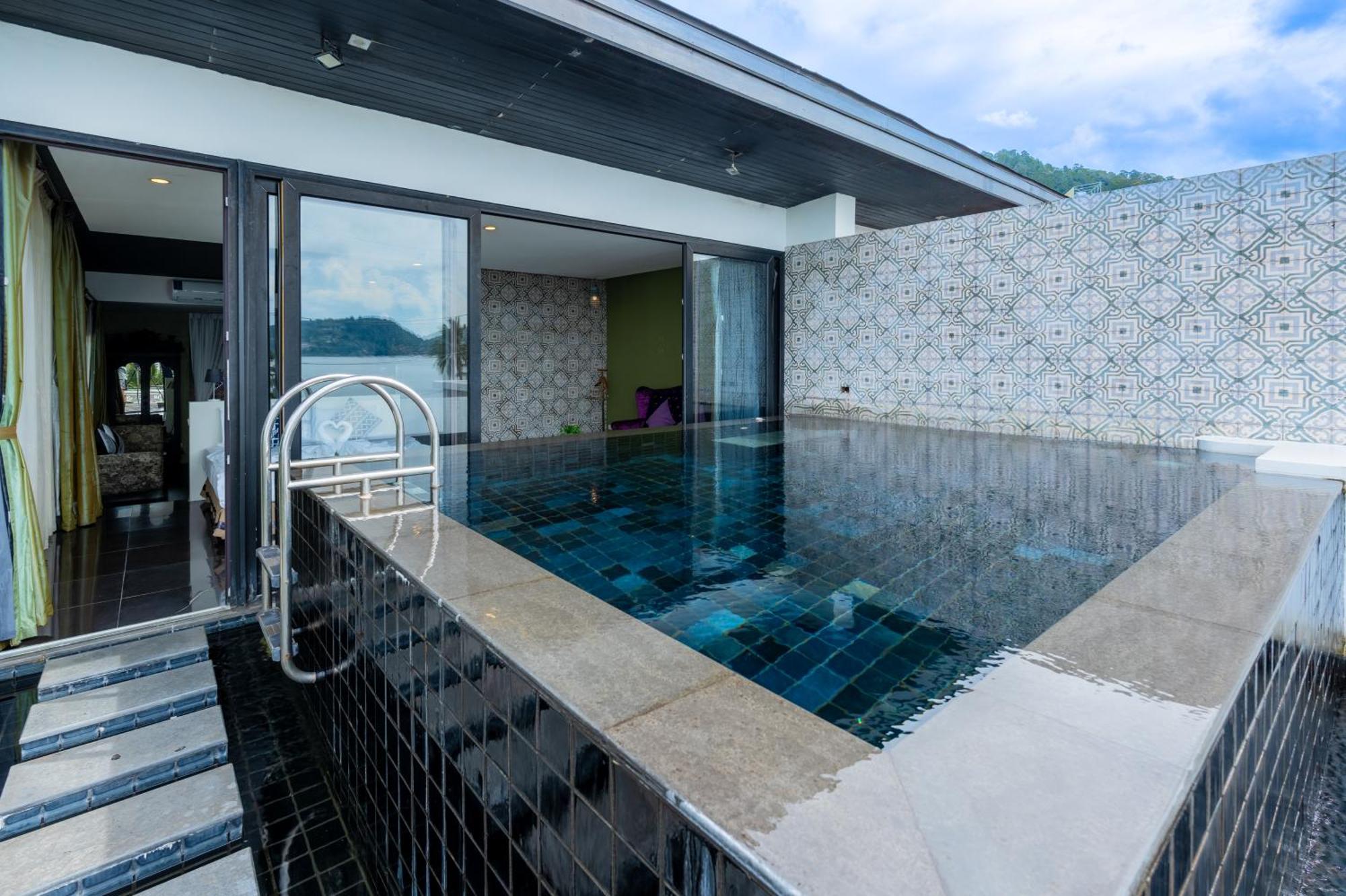 See Sea Villa Hotel Patong Exterior photo