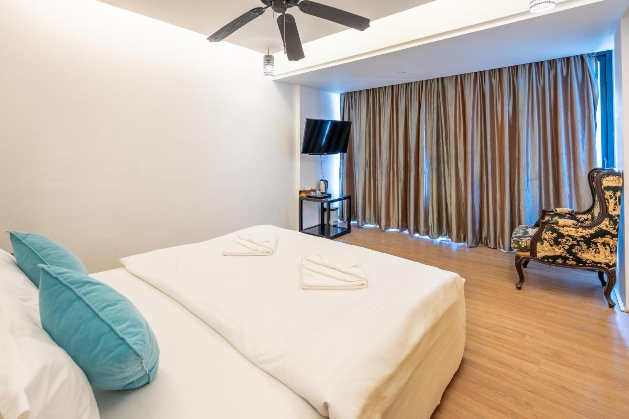 See Sea Villa Hotel Patong Exterior photo